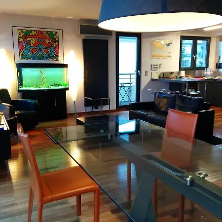 4 Bedrooms Top Floor Lux Apartment
